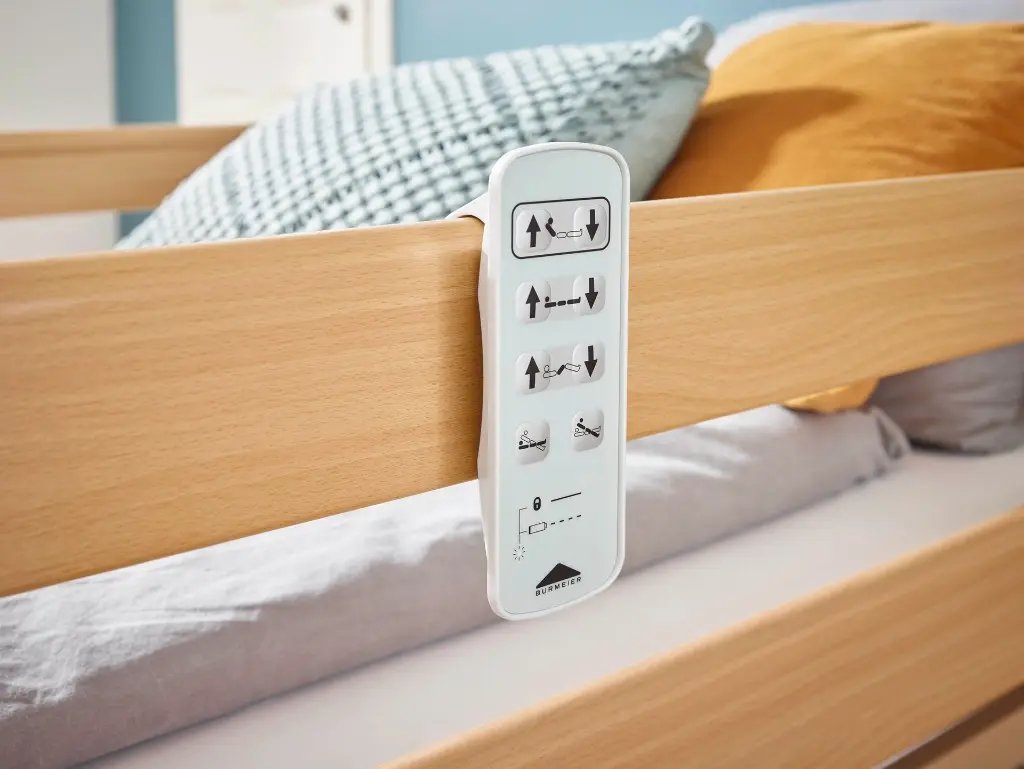 burmeier-dali-pflegebett-handschalter-galerie.webp