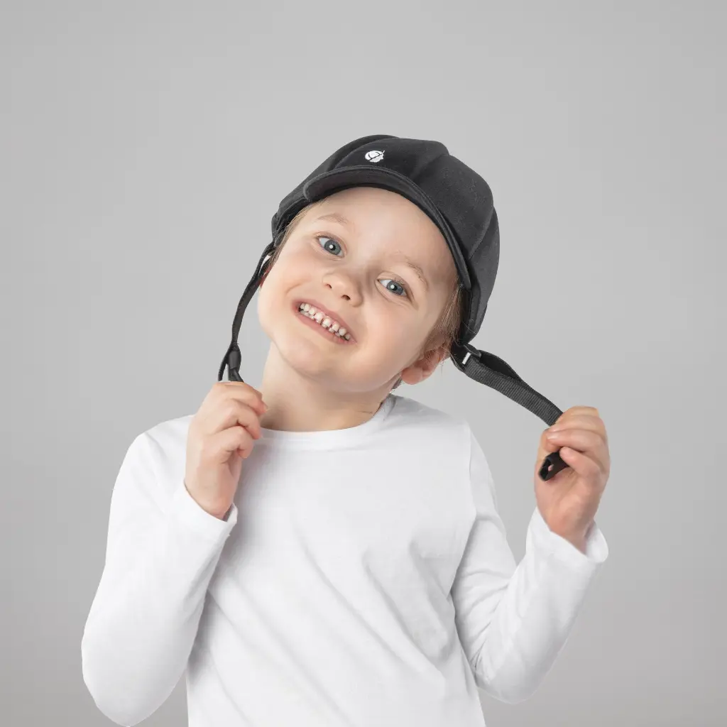 Baseball Cap Kids_Navy_Medical Grade Fashionable Helmet_Kid Female_Studio_high res_NEW 202341.webp