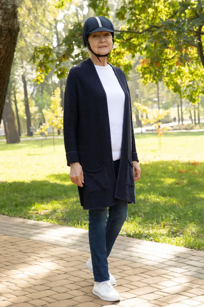 Hardy_Navy_Medical Grade Fashionable Helmet_Senior Female_Outdoor_High res_12.webp