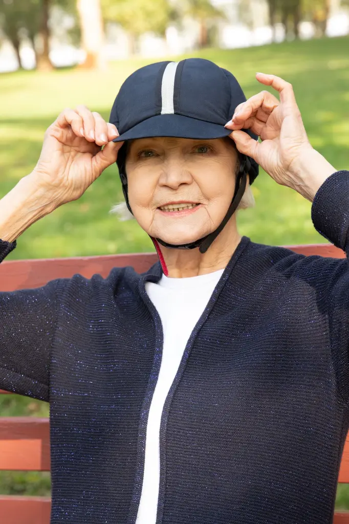 Hardy_Navy_Medical Grade Fashionable Helmet_Senior Female_Outdoor_High res_6.webp