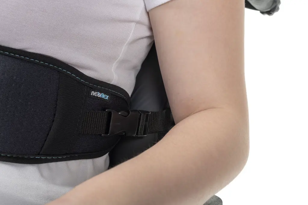 Neo 20.07 - Chest pad support - Detail connection 2.webp