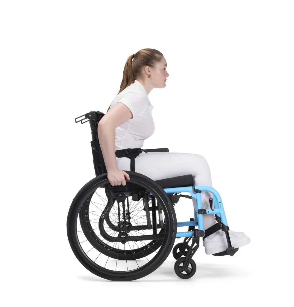 Neo 30.02 - 4 points belt - Sideview no armrest - Trigo moving 2.webp