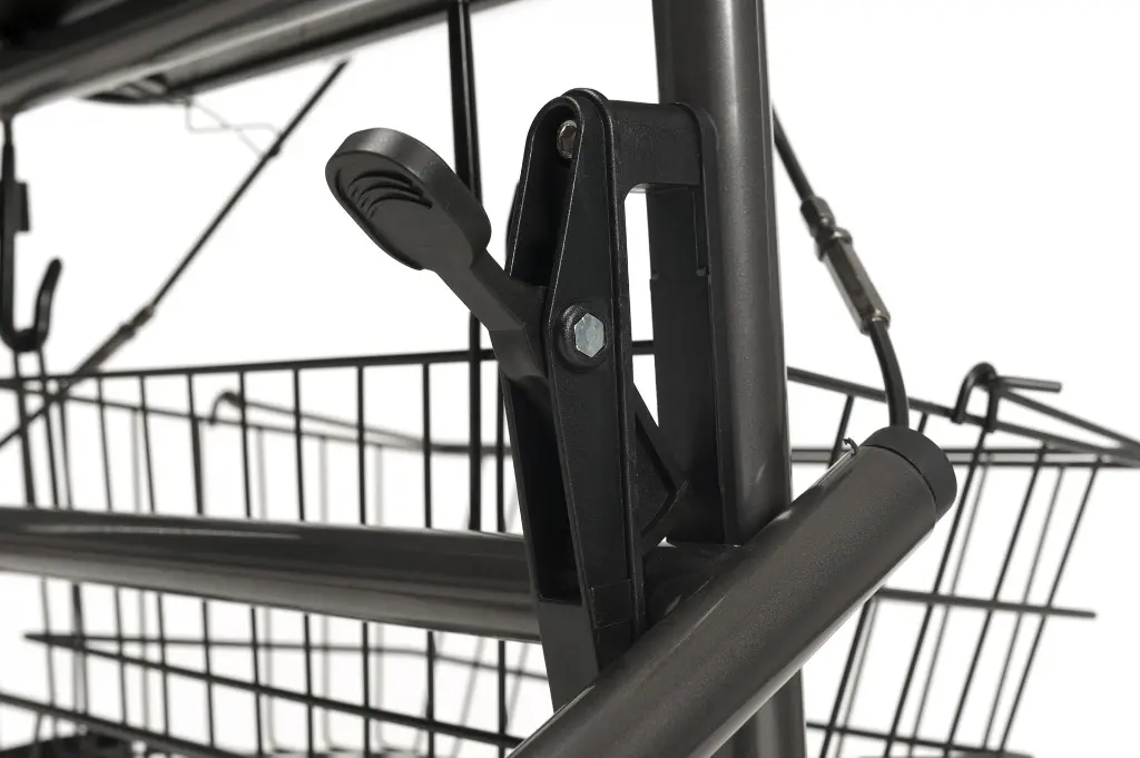 286B - lock detail (1).webp