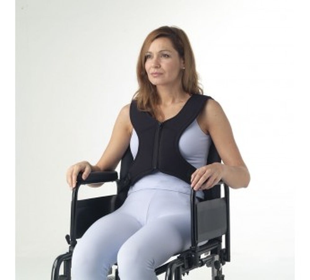 Support de tronc pour l'utilisation d'un fauteuil roulant