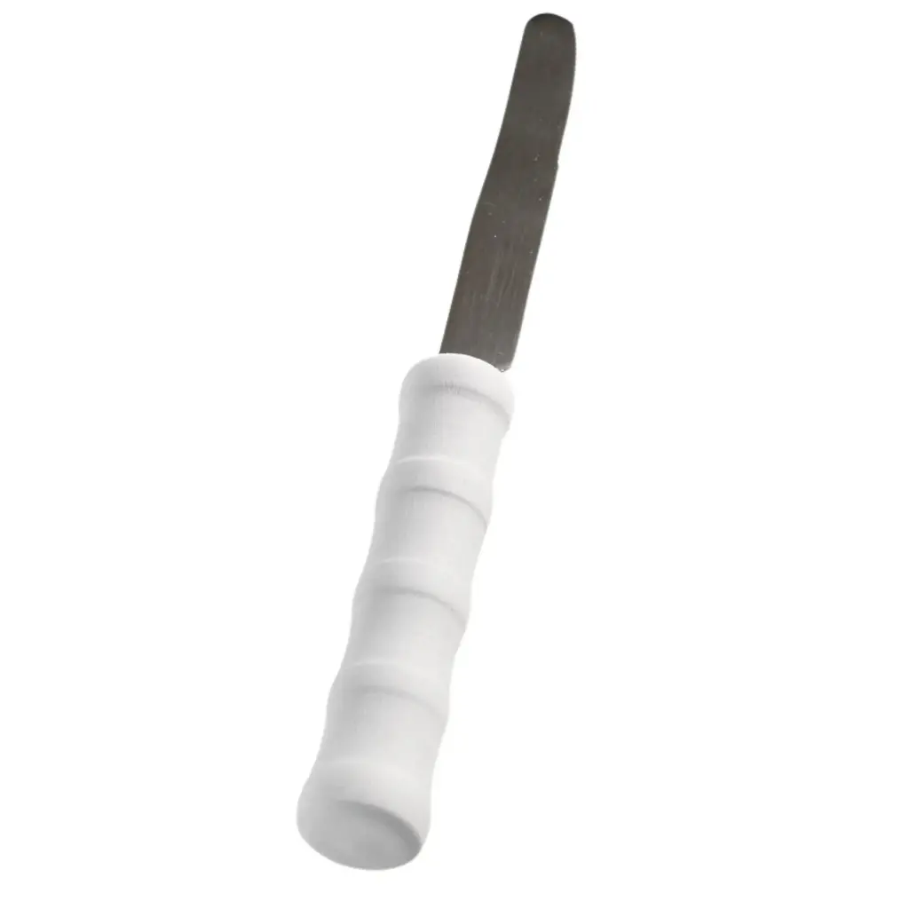 Lightweight cutlery with foam handle