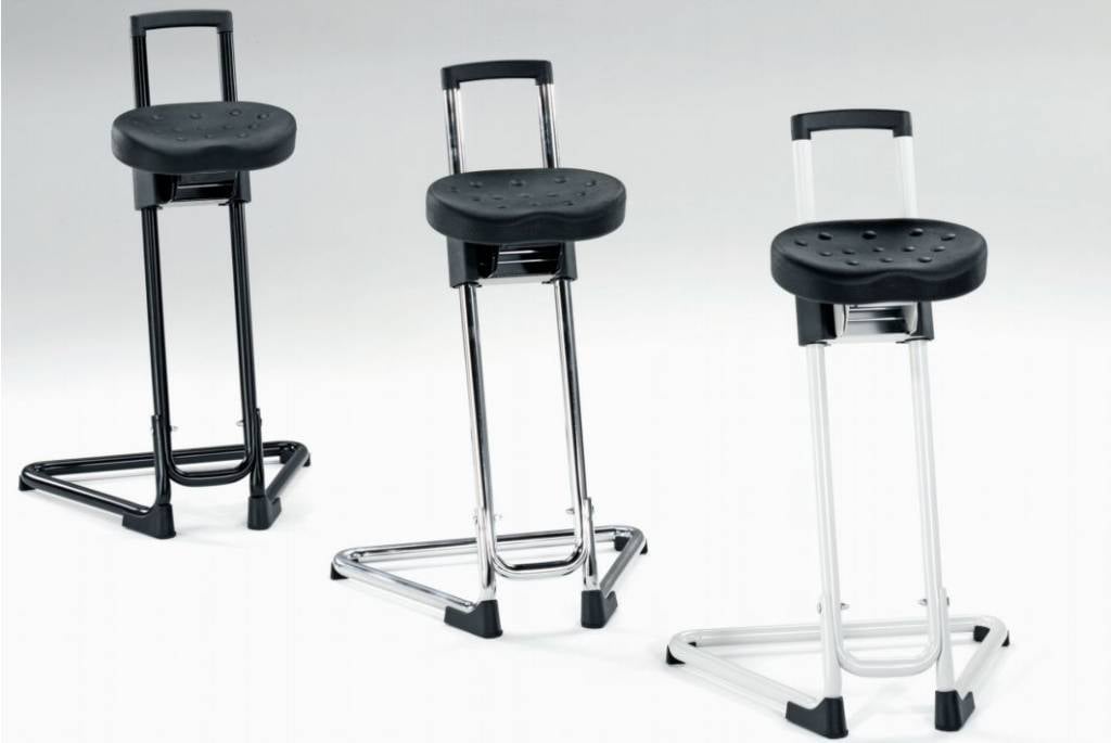 Standing aid with rotating anti-slip seat