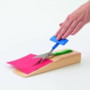 Tischschere auf Holzsockel Easi-Grip®