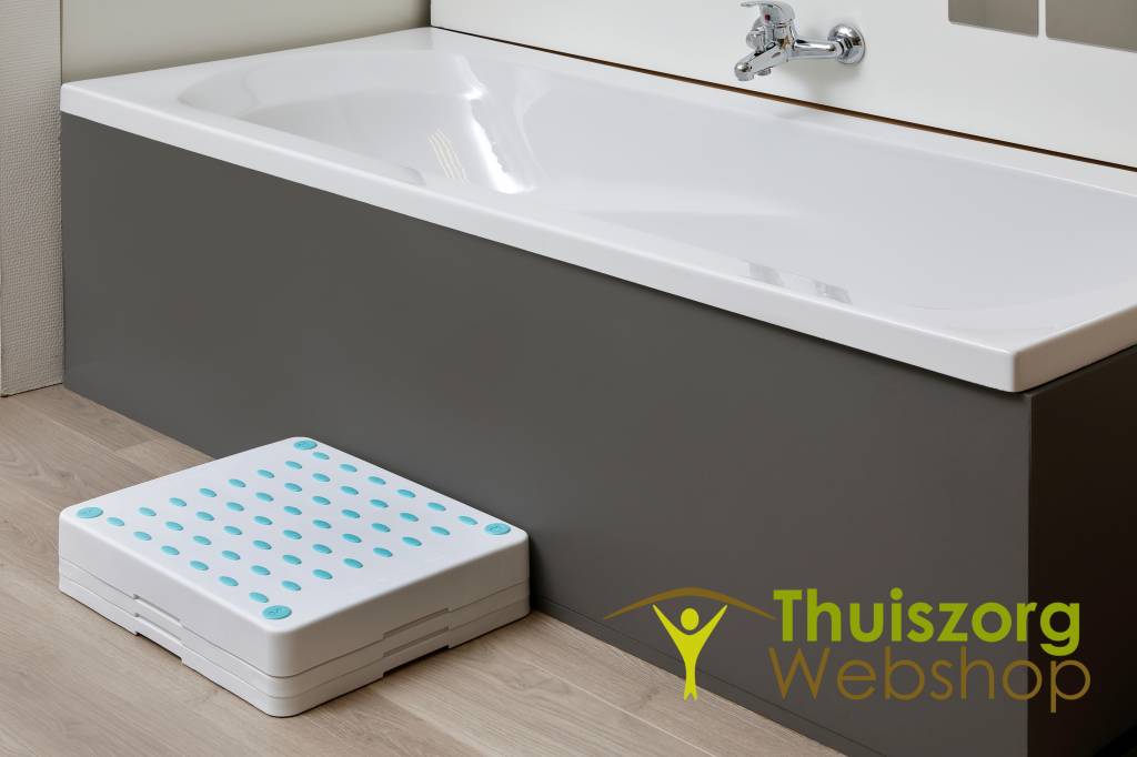 Modular bath step tiles