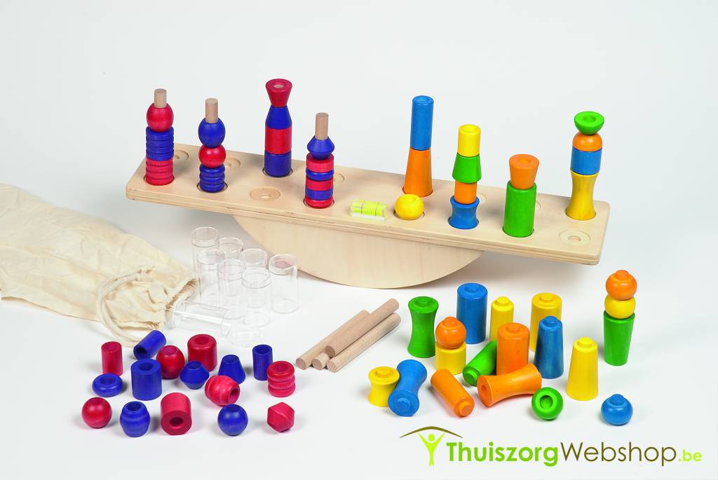 Balancing game balandis