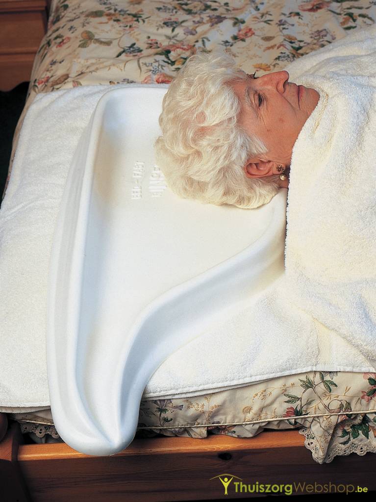 Bassin préformés pour laver les cheveux dans le lit