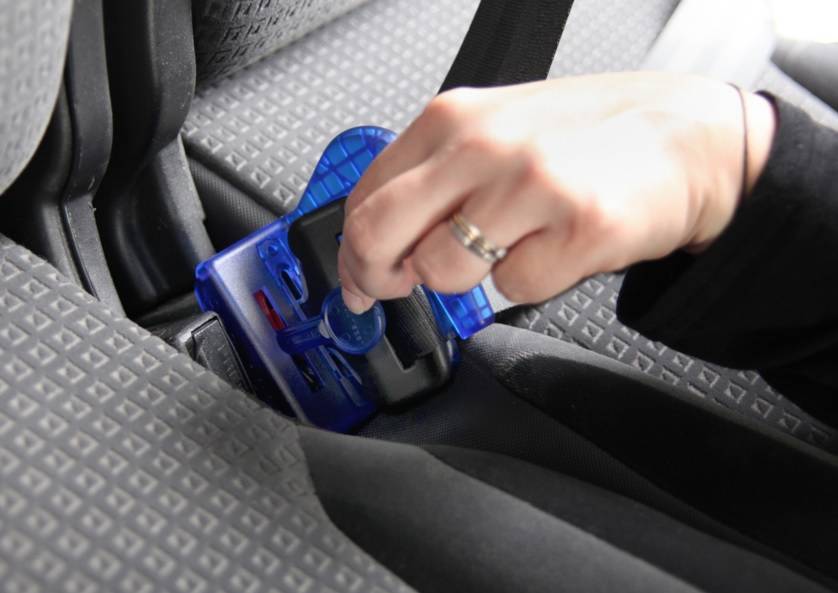 Security for opening seat belt