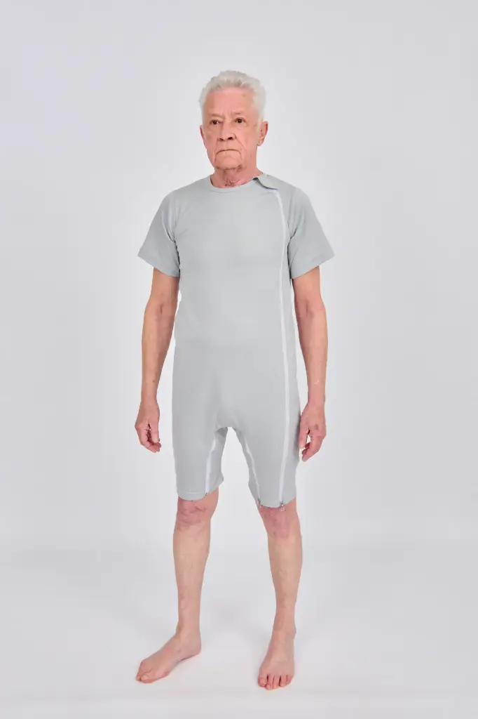 Grijze body korte mouwen, ritssluiting via de hals