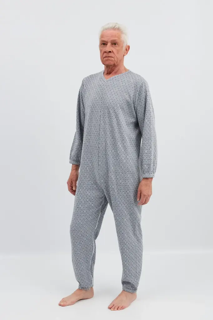 Winter pyjamas with zipper on the back and between the legs