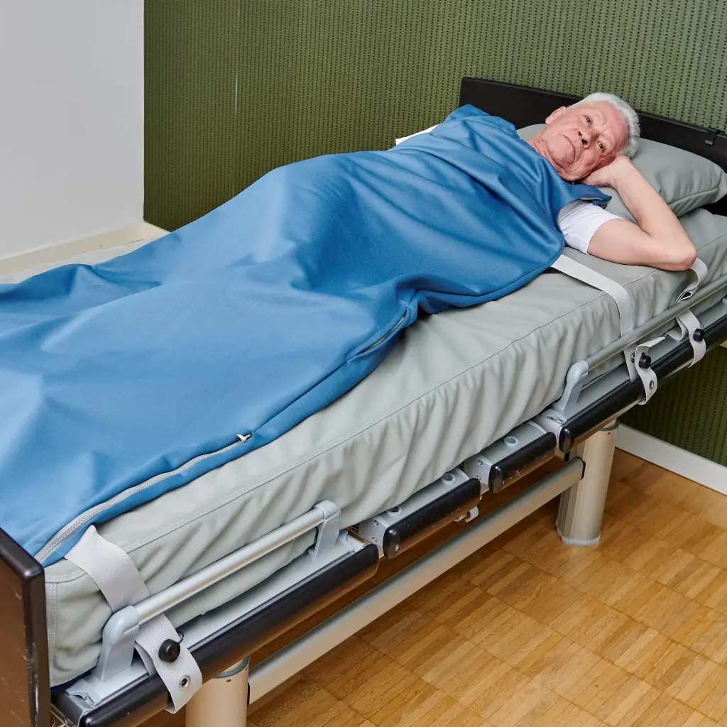 Sleeping bag with fixation straps