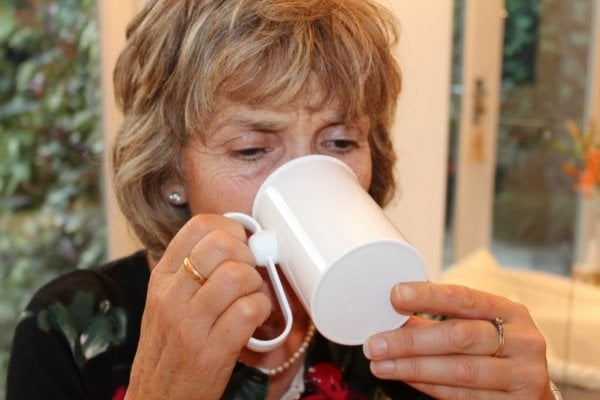 Handstabiler Trinkbecher