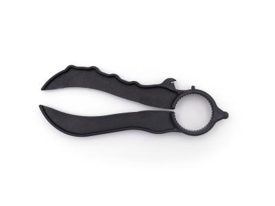 Pince multifonctionnelle