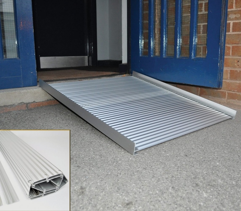 Roll-up wheelchair ramp