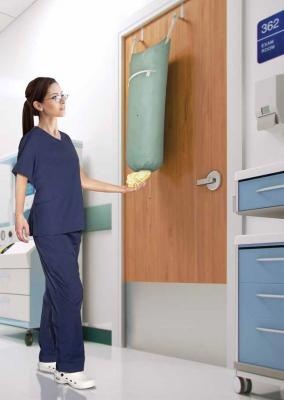 Pochette distributrice pour manteau visiteur 