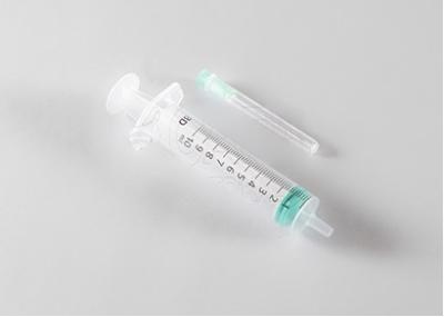 Syringes 5 ml + needles 21G x 1 1/2 Bd Emerald Luer C. - Box of 100