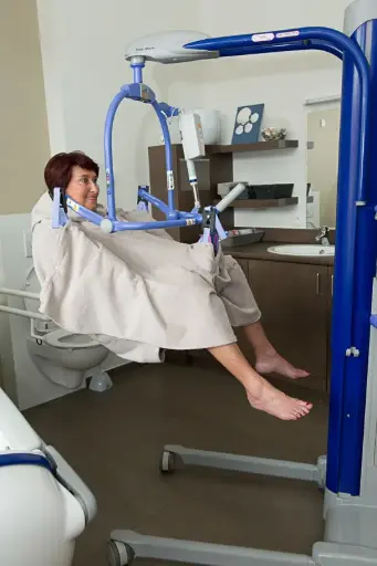 Capuche de bain pour utilisation dans le lève-personne passif