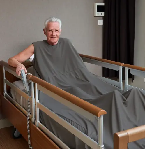 Mattress-encompassing anti-tear nursing blanket