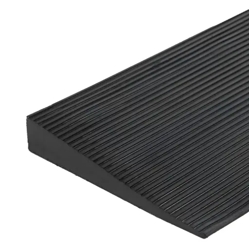 Drempelhulp Rubber - Drempelhulp 90 x 15 x 2 CM - Oprijplaat 2 CM Hoog - Binnen en Buiten - Antislip